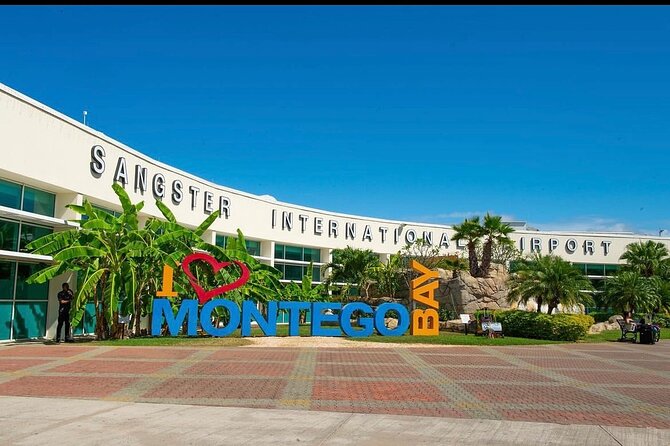 Airport Private Round Trip Transportation - First contact at MBJ, Desk 11, and finding your driver without stress