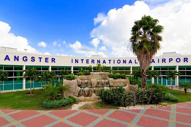 Airport Shuttle from Montego Bay (MBJ) to Hotel - Drivers and timing: what matters for a stress-free start