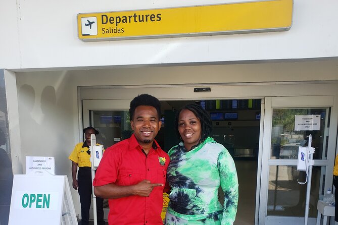 Airport Transfer Montego Bay: Riu Montego / Reggae / Palace - Price and Value for a $12 Per Person Transfer