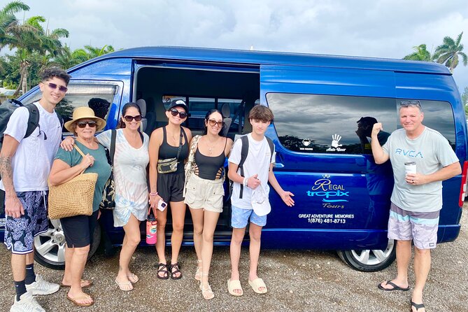 Airport Transfers - Price and Value: When $133.40 Per Person Makes Sense