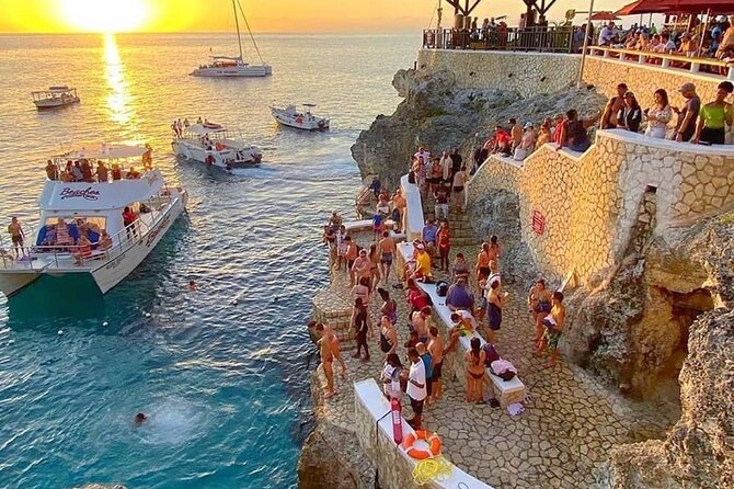 Bamboo Rafting and Rick's Café Experience from Montego Bay - Rick’s Café in Negril: Sunset Timing Meets Street-Party Energy
