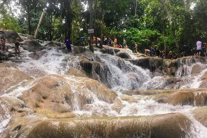 Bamboo Rafting, Dunn's River Falls and Horseback Riding Private Tour - Getting there in comfort: air-conditioned travel plus hotel pickup