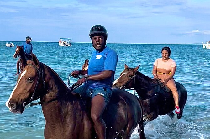 Bamboo Rafting, Dunns River , Zipline And Horseback Ride Combo - Who should book this combo, and who should pause
