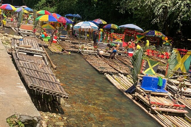Bamboo Rafting with Limestone Massage and Private Pick up - Stops for Pictures and Restaurants: Flexibility Without Chaos