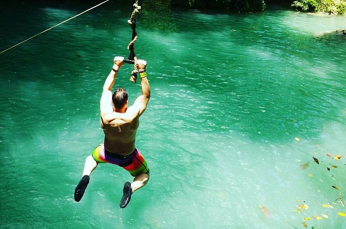 Blue Hole Adventure from Falmouth - Scotchies jerk lunch: you’ll enjoy the break, and you pay on your own