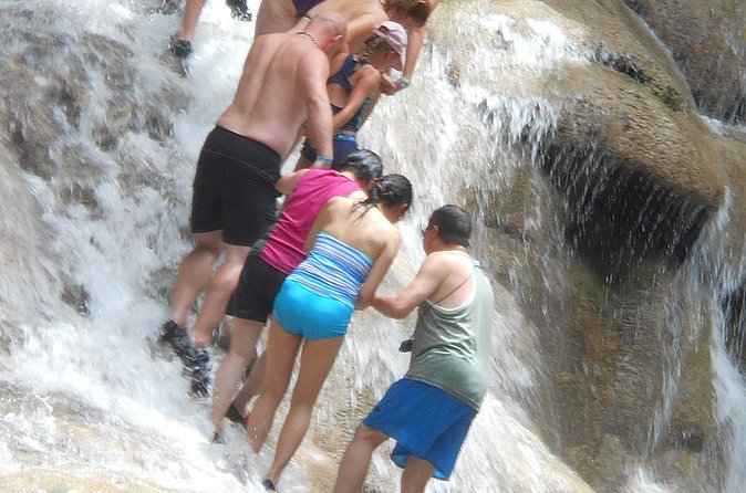 Blue Hole and Dunns River Falls from Falmouth - Timing and pacing: how the day flows in real terms
