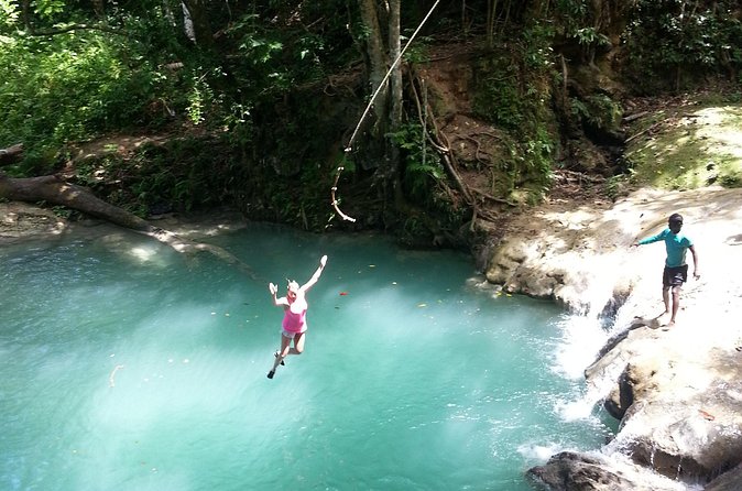 Blue Hole and Dunns River Falls from Falmouth - Service, comfort, and why the reviews keep repeating the same theme