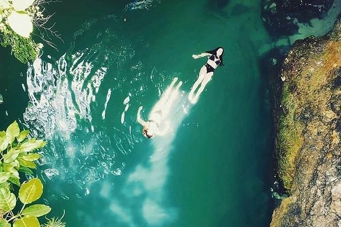 Blue Hole Mineral Spring, Seven Mile Beach, Ricks Cafe/ Shopping Private Tour - Key highlights at a glance