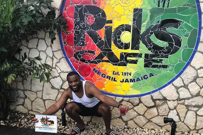 Blue Hole Mineral Spring, Seven Mile Beach, Ricks Cafe/ Shopping Private Tour - Rick’s Cafe for reggae, cliff launches, and sunset