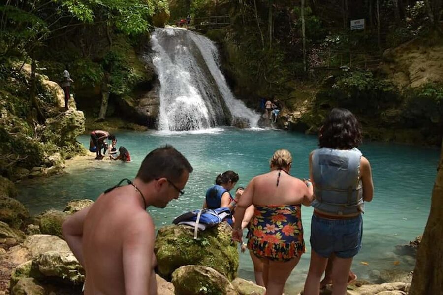 Blue Hole, Secret Falls, and Dunn's River Falls Combo Day-Tr - Secret Falls: Jungle Hike Energy and Photo-Friendly Stops