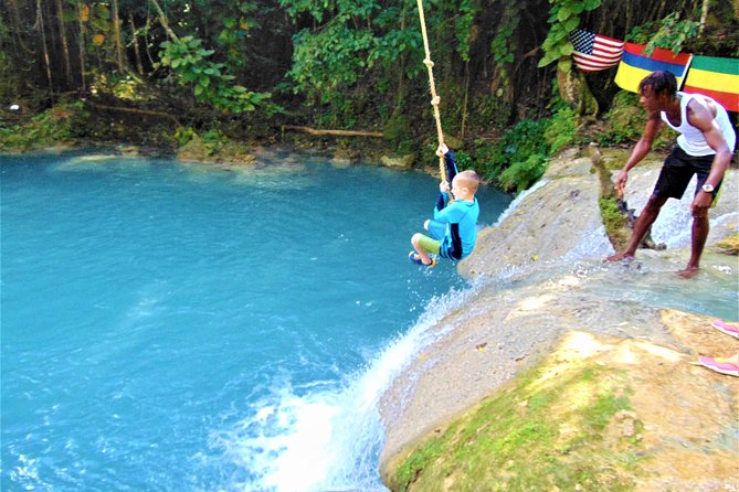 Blue Hole, Secret Falls, and Dunn's River Falls Combo Day-Trip - Dunn’s River Falls: The Chain-Climb You Will Feel