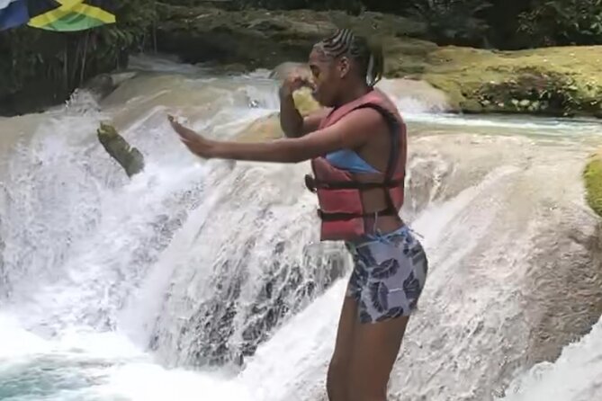 Bluehole and Bamboo Rafting from Montego Bay - Price and Value: What $185 Actually Covers