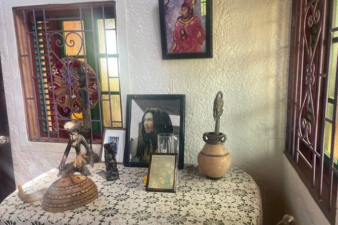 Bob Marley's Nine Mile Tour with Admission from Montego Bay - Guide Communication That Makes the Day Easier