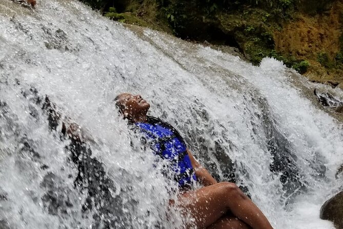 Chuck Norris Secret Falls/Blue Hole - Practical tips to make your day smoother