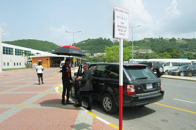 Club Mobay Fast Track Lounge with Private Airport Shuttle - Price and value: when $156 per person is a smart buy