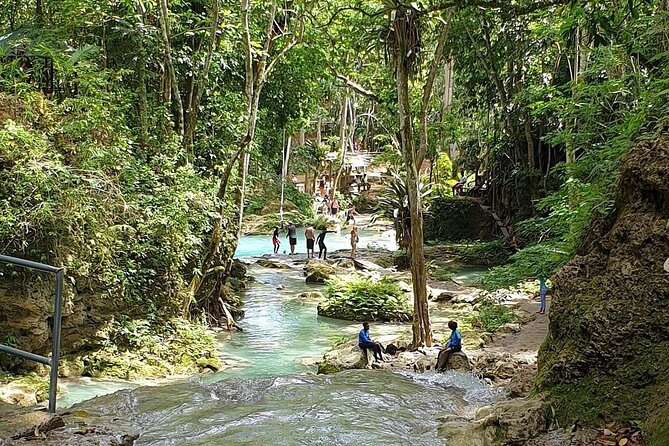 Combo Tour Dunn's River Falls and BlueTour from falmouth - What to bring for Dunn’s River and Blue Hole water time