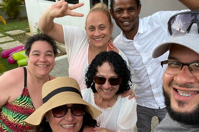 Customized Bar Hopping Tours From Montego Bay Resorts - What makes guide Bean a highlight of the night