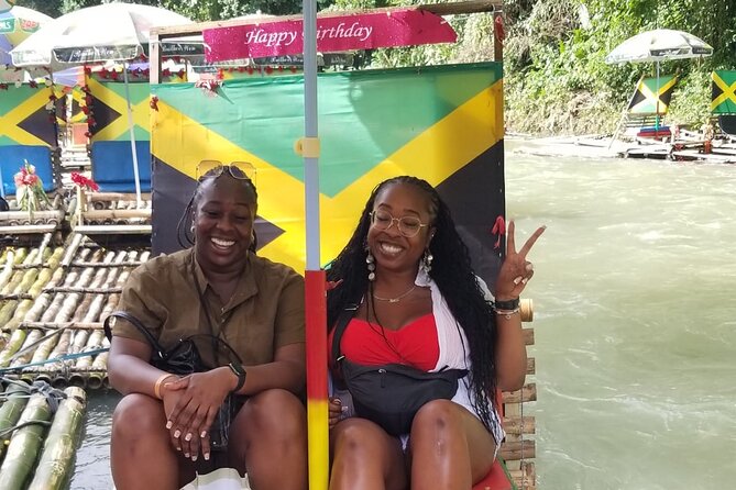 Customized Happy Hour Bamboo Rafting+Limestone Massage + Shopping - Happy Hour Style Relaxation and Shopping: How to Use the Time