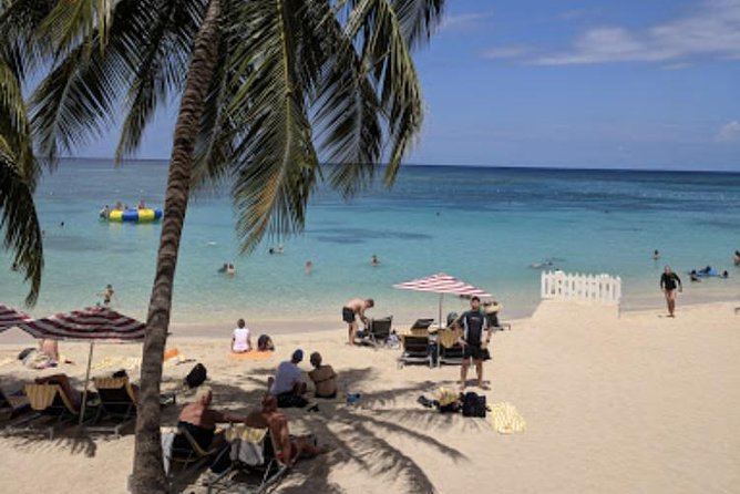 Doctor's Cave Beach, Jimmy Buffett 's Margaritaville and Shopping - Guides and Drivers: Why the Right Person Changes the Day