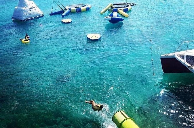 Doctor's Cave Beach, Jimmy Buffett 's Margaritaville and Shopping - Bring This, Skip That: Packing for Beach + Shopping