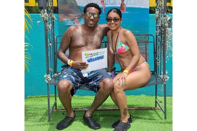 Dunn's River Falls and Blue Hole tour from Montego bay. - Lunch stop flexibility: keep it simple and eat local at your pace