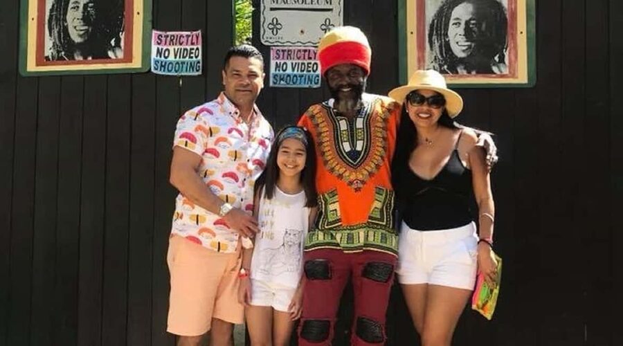 Dunn's River Falls and Bob Marley Mausoleum Tour - Getting the Most Out of Your Falls Guide (Richard and Brad Are Not Small Details)