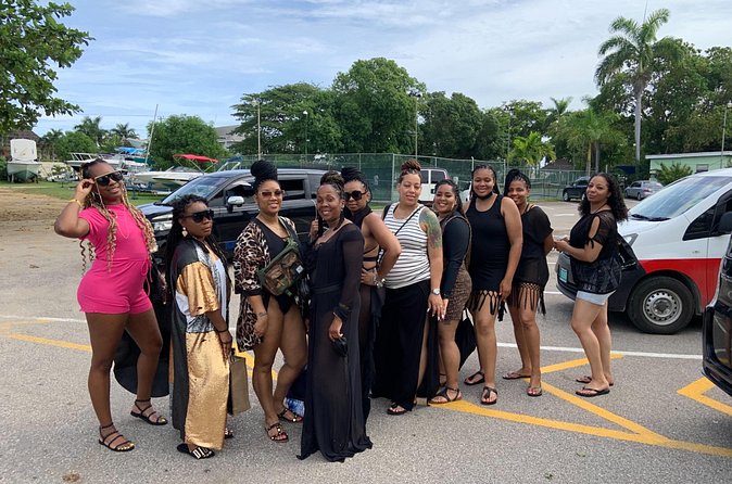 EXCLUSIVE AIRPORT / CRUISE PORT TRANSFER 1-4 Pax - What Rudy Knows Jamaica does well for small groups