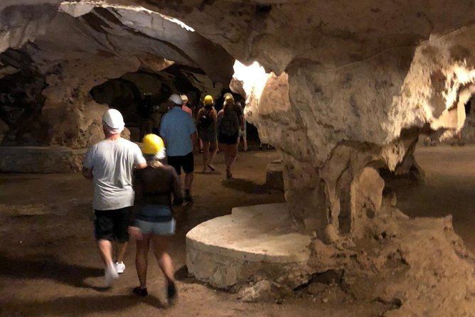 Explore Montego Bay Jamaica Private Tour to Green Gratto Cave - Queen’s Monument and Columbus Park: Short Stops, Useful Context