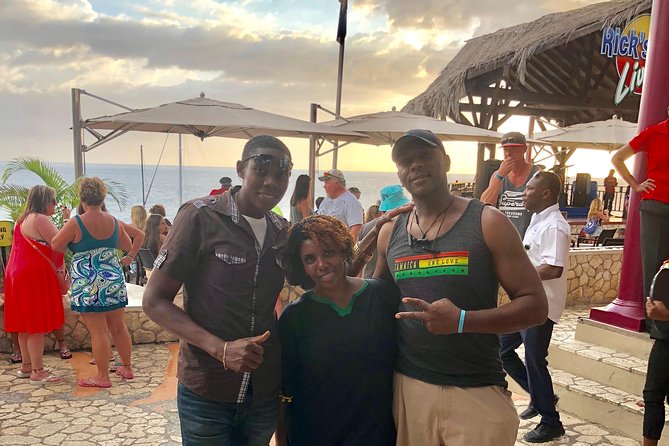 Explore Montego Bay Jamaica to Negril Beach & Ricks Cafe Sunset - Driving time: the comfort package and what to watch for
