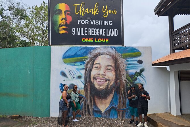 Feel the Giant Vibe Experience the ultimate getaway Lethe Jamaica - Stop 3 at Sandy Bay: horseback riding with real level choices