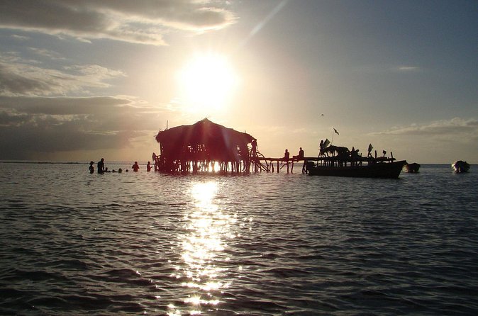Floyd's Pelican Bar [Private Transportation] - Floyd’s Pelican Bar is more than a drink stop