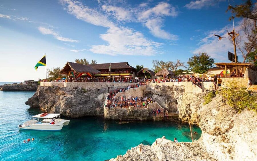 From Montego Bay/Falmouth: Negril Beach Catamaran Cruise - Seven Mile Beach: where the day actually slows down