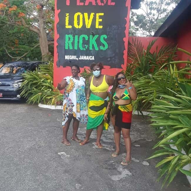 From Montego Bay: Negril Day Trip and Rick's Café Sunset - What the driver experience adds, and why names like Ron, Junior, and Claude matter