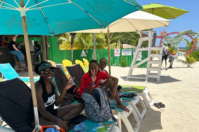 Full Beach Day Negril Beach & Rick Cafe - Seven Mile Beach First: 4 Hours of Sand Time and Margaritaville Energy
