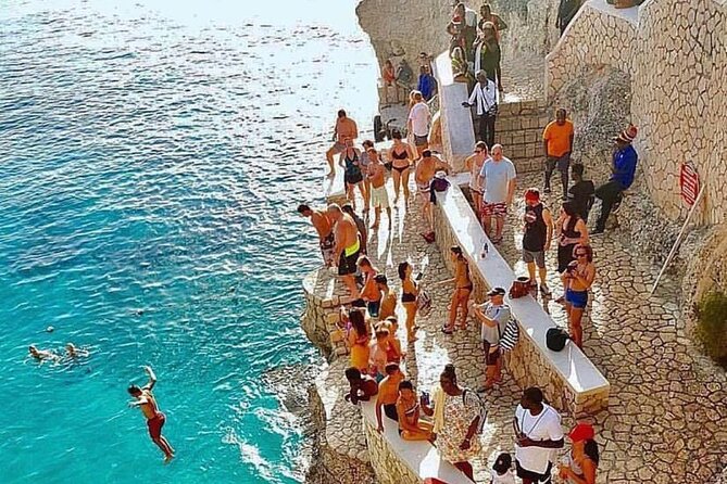 Full Day Tour of Negril Beach: Margaritaville & Rick's Cafe Live - Who This Tour Fits Best (And Who Should Consider Alternatives)