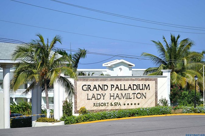 Grand Palladium Private Airport Transfer - Timing, flight changes, and how to avoid a departure-day headache