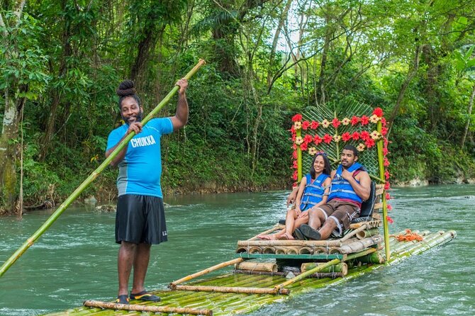 Great River Rafting with Limestone body or Foot Massage - Included drinks on the water: relaxing, but keep it sensible