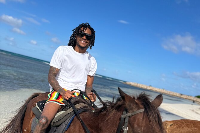 Horseback Riding In The Ocean from Montego Bay Private Transfer - Arrival and safety briefing, what guides do before you ride