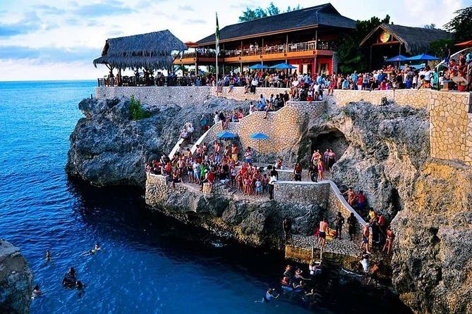 Jamaica Sunset at Rick's Cafe Private Tour with Transfer - Quick takeaways for your Negril sunset night