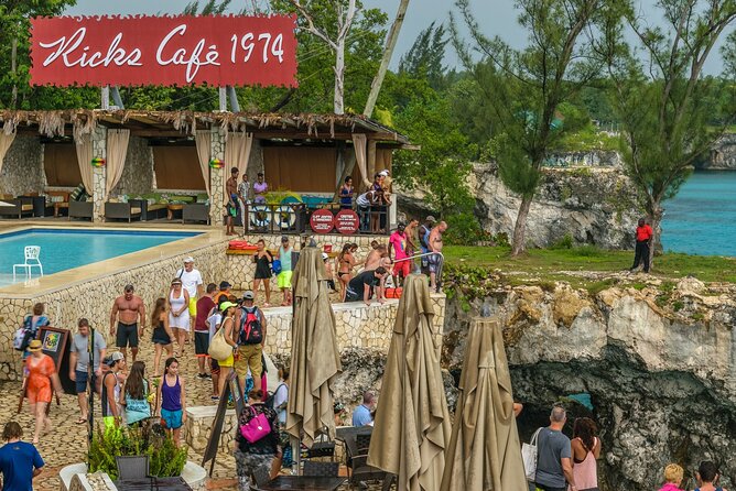 Jamwest Beach Negril Family Catamaran Cruise Pick up from Lucea - Rick’s Cafe Sunset Stop: The Cliff-Jumping Show and Dinner Views