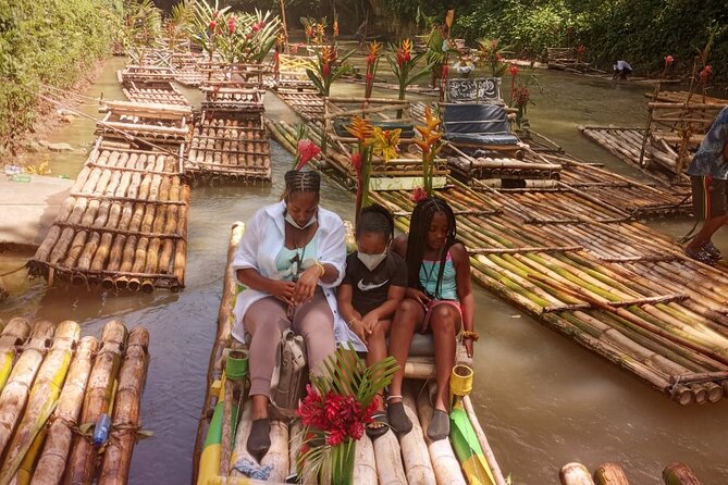 Lethe River Bamboo Rafting and limestone Foot Massage - Guides on the river: Names, style, and what they add