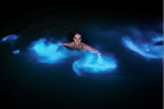 Luminous lagoon Night Tour Montego Bay - 6:00 pm timing, boarding wait, and what you’ll do before the glow