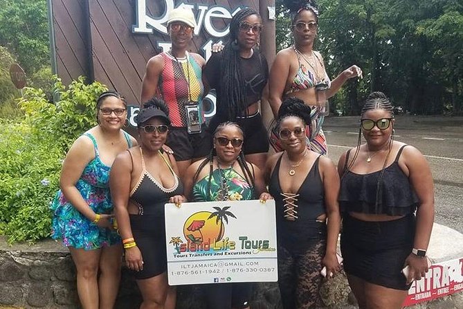 Martha Brae and Dunn’s River Falls Day Tour - The driver waiting strategy, and why it keeps the day relaxed