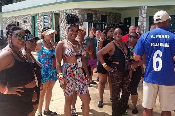 Martha Brae and Dunn’s River Falls Day Tour - Lunch and shopping: an optional stop you can actually use