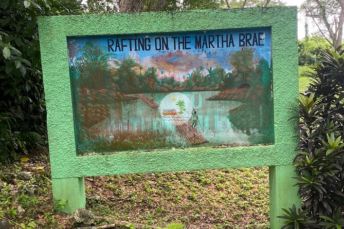 Martha Brae Bamboo Rafting Experience From Montego Bay - Guides and Captains: Names You Will Hear, and Why Their Style Matters