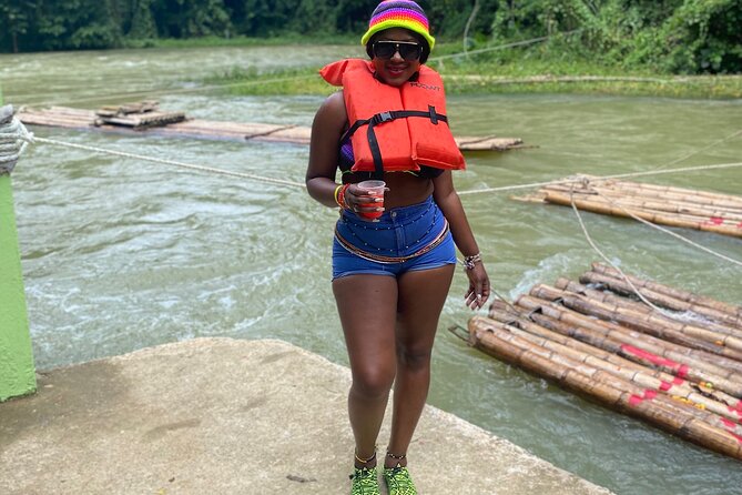 Martha Brae Bamboo Rafting Experience From Montego Bay - What’s Included vs What’s Not, So You Don’t Lose Money on the Little Stuff