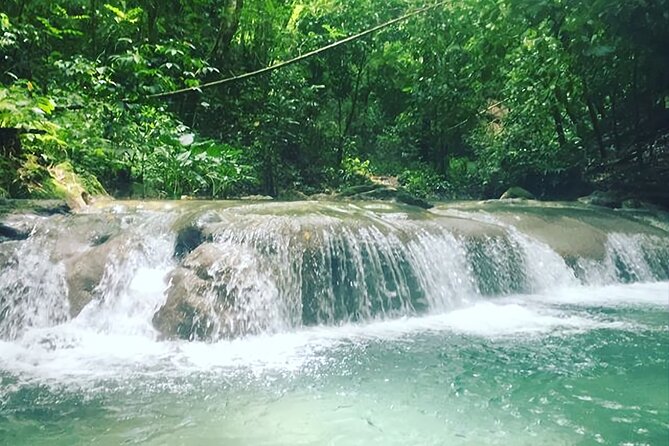 Mayfield Falls Tour with Lunch, drink, Entry & Transp(Original) - What to Pack: Water Shoes, Bug Spray, and the Change of Clothes Rule