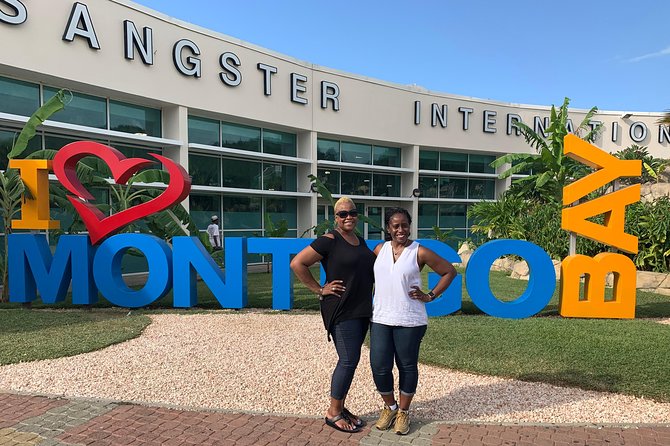 MBJ Airport Transfer to: Ocho Rios/Negril/Bahia/Princess Hotel - First Impressions at MBJ: You Meet the Driver, Not the Taxi Line