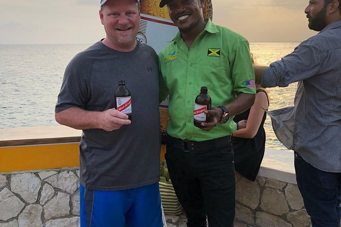 MBJ Transfer - Montego Bay Hotels Only - The Real Value: Getting Unstuck at MBJ