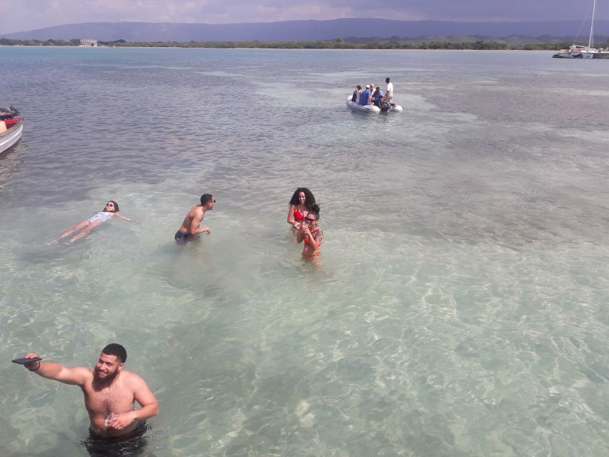 Montego Bay: 8-Hour Appleton & Pelican Bar Return Transfer - The drive through Black River to Parotee before Pelican Bar